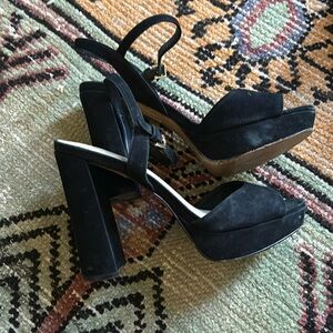 Vince Camuto black suede platform heeled shoes